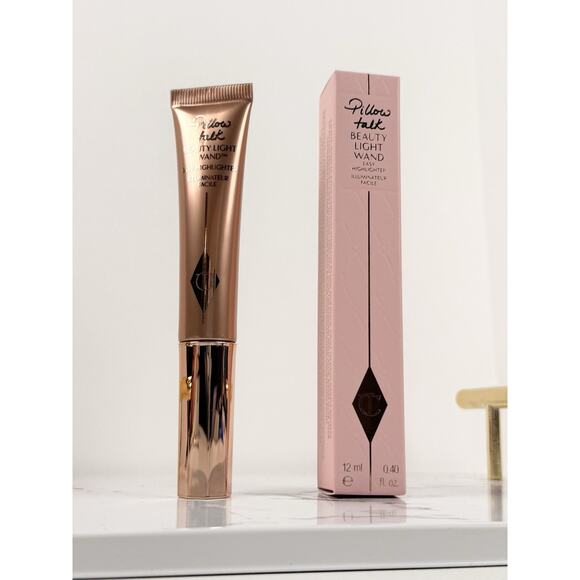 Charlotte Tilbury Beauty Light Wand Pillow Talk Brand New In Box Highlighter - Picture 2 of 13